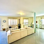 Village Vacation Apartmán